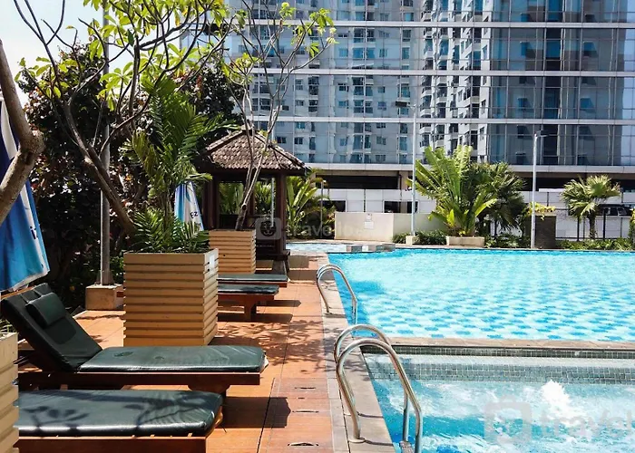Comfort And Stylish Studio Signature Park Tebet Apartment By Travelio